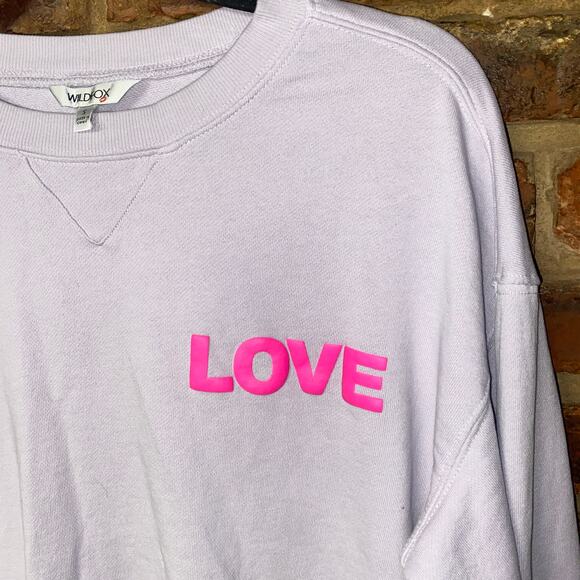 Wildfox Lilac Lavender Purple Pink Dogs Love Me Graphic Sweatshirt Size Small - Picture 4 of 9